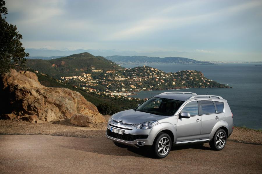  Citroen C-Crosser 2008 года  (фото 127 из 144)